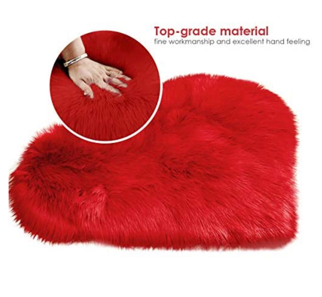 Faux Fur Throw Blanket Heart Shaped