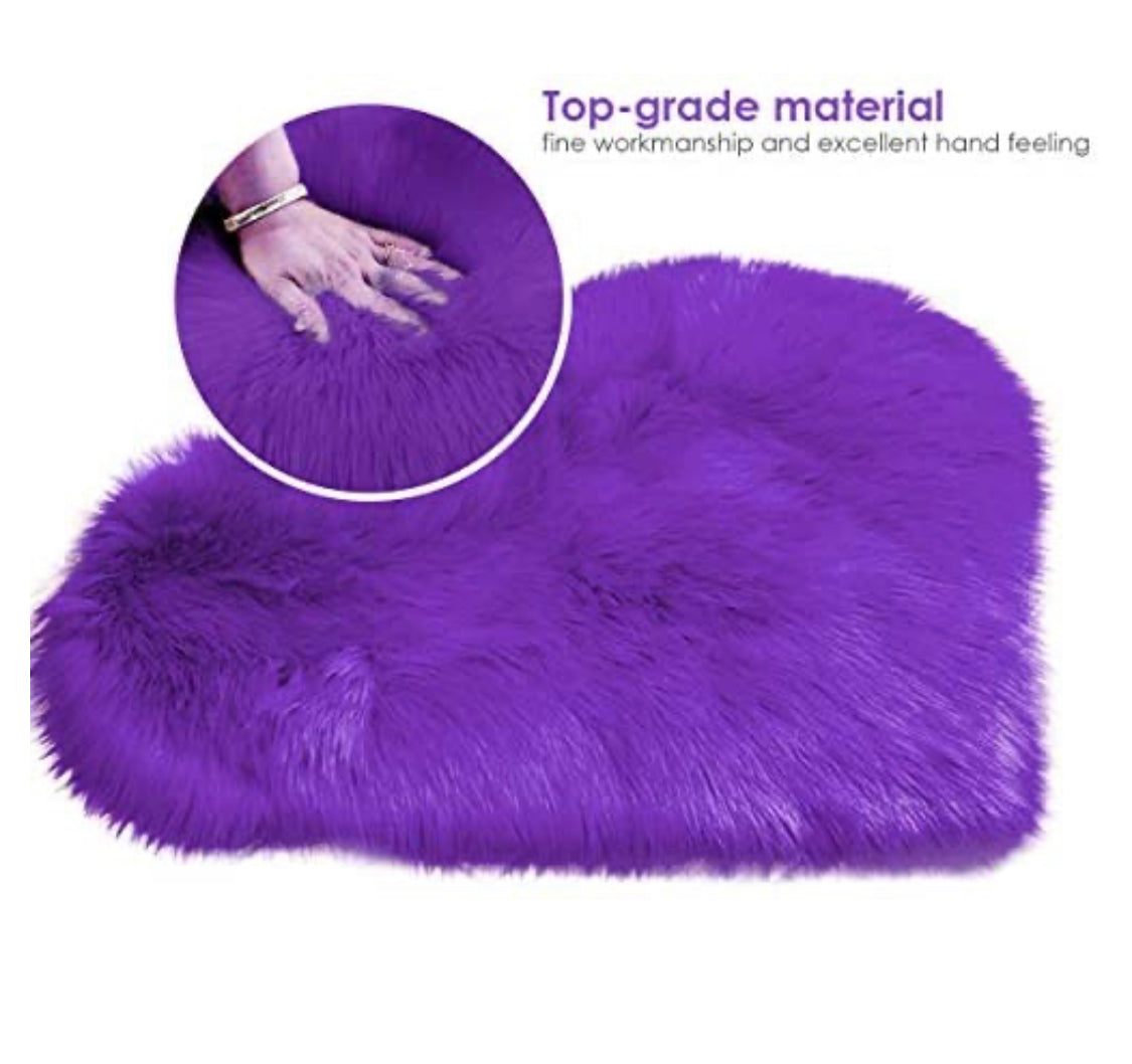 Faux Fur Throw Blanket Heart Shaped